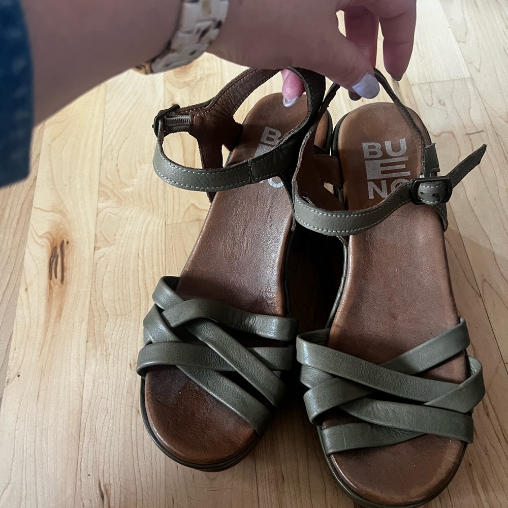 Bueno Olive Leather Crisscross Slingback Sandals